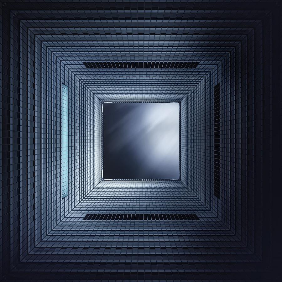 dianaetwalker's tweet image. 24 Architecture Images with Graphic Powerful Lines #PhotographyTipsandTutorials goo.gl/zvSdd6