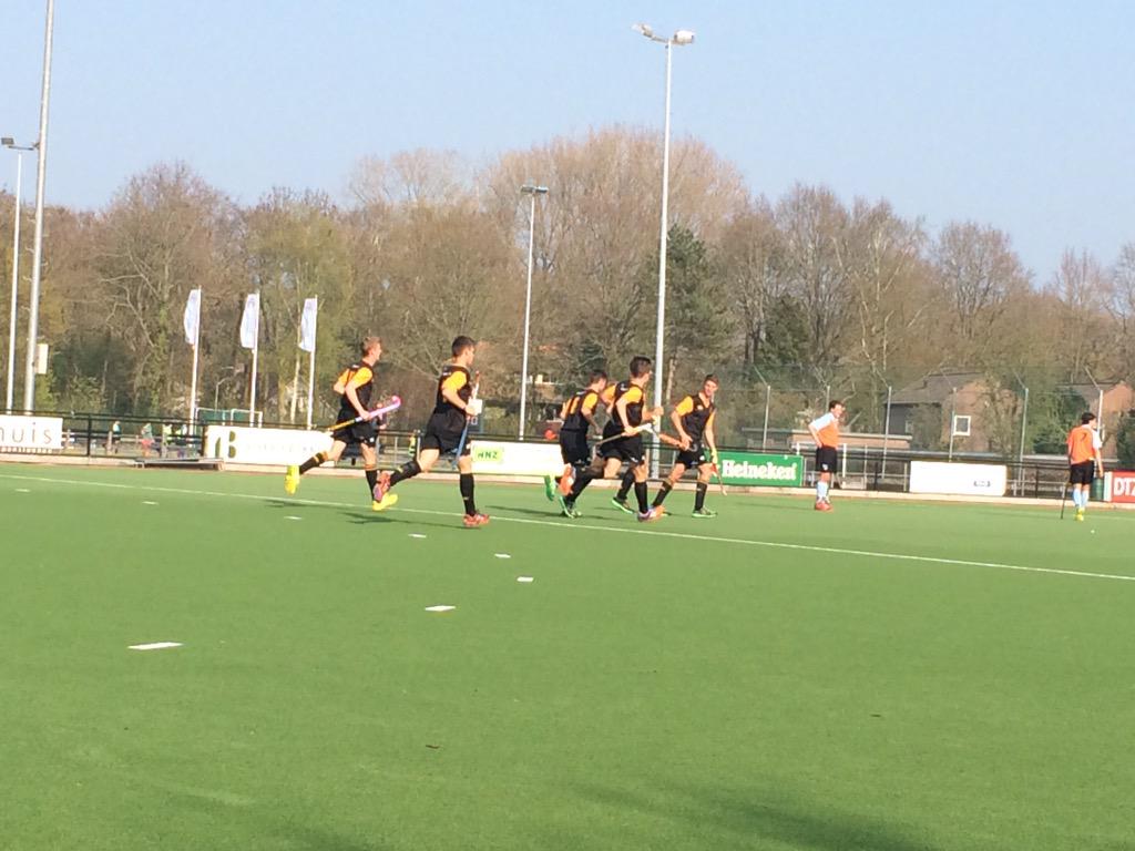 KeeBridget's tweet photo. @StDavids_Marist hockey at their 4th game vs GHHC. A successful 0-6 win 2nd team and a 1-11 win 1st team. http://t.co/gmUak3wWSM