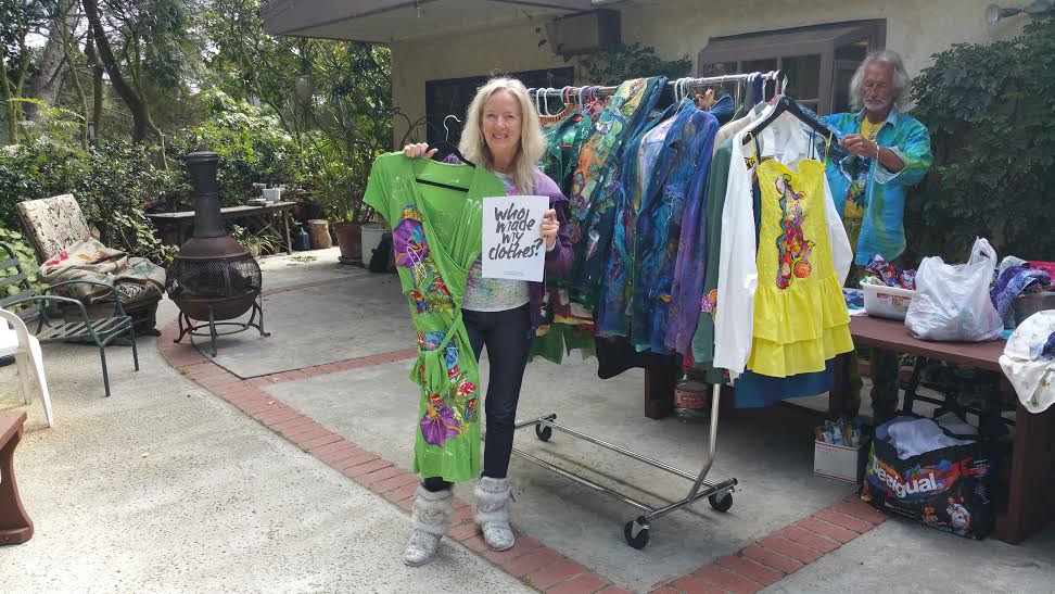 ArosCrystos's tweet photo. Be part of the #FashRev movement to make fashion sustainable @fash_rev http://t.co/7KtW0XFkMU #galacticorgasmdesign http://t.co/o3i30jR6HP