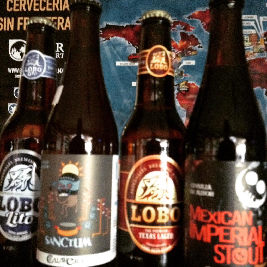 BeerPassportQro's tweet photo. #calaveras y #lobitos rondando la terminal.
#BeerPassport cervecería sin fronteras !!!
@calaverabeer @PedernalesMX http://t.co/A1o0rEnlBb