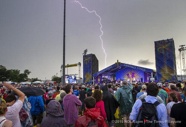 TPrice504's tweet photo. Why they shut down #JazzFest (photo by @chris_granger) http://t.co/ro4WkrdGXD http://t.co/vlL47CqG01