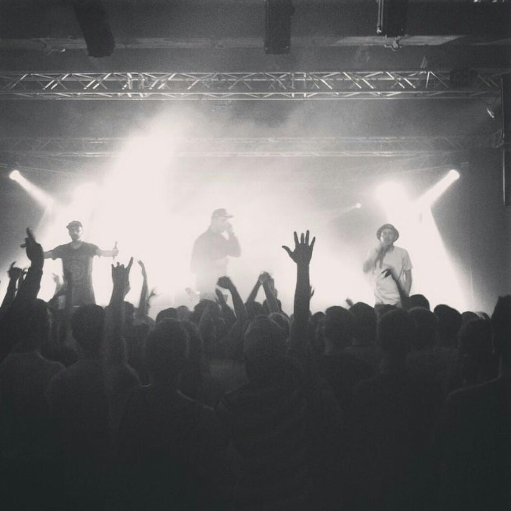 SetetMatchMTP's tweet photo. Merci Cognac ! Très chaud ce soir !!! 

On finis en beauté ce samedi soir à parthenay ! Vous êtes chaud ou quoi !?! http://t.co/q76exwL1qI