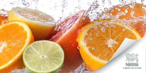 NestleContigo's tweet photo. La fresa, toronja, naranja y limón son ricas en Vitamina C http://t.co/kGa4YpXzXL