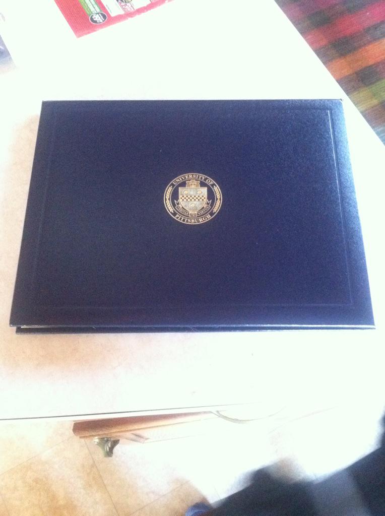 alainathomas20's tweet photo. My national letter of intent 💙💛 #UPJtrack http://t.co/o1ctUTT2OF