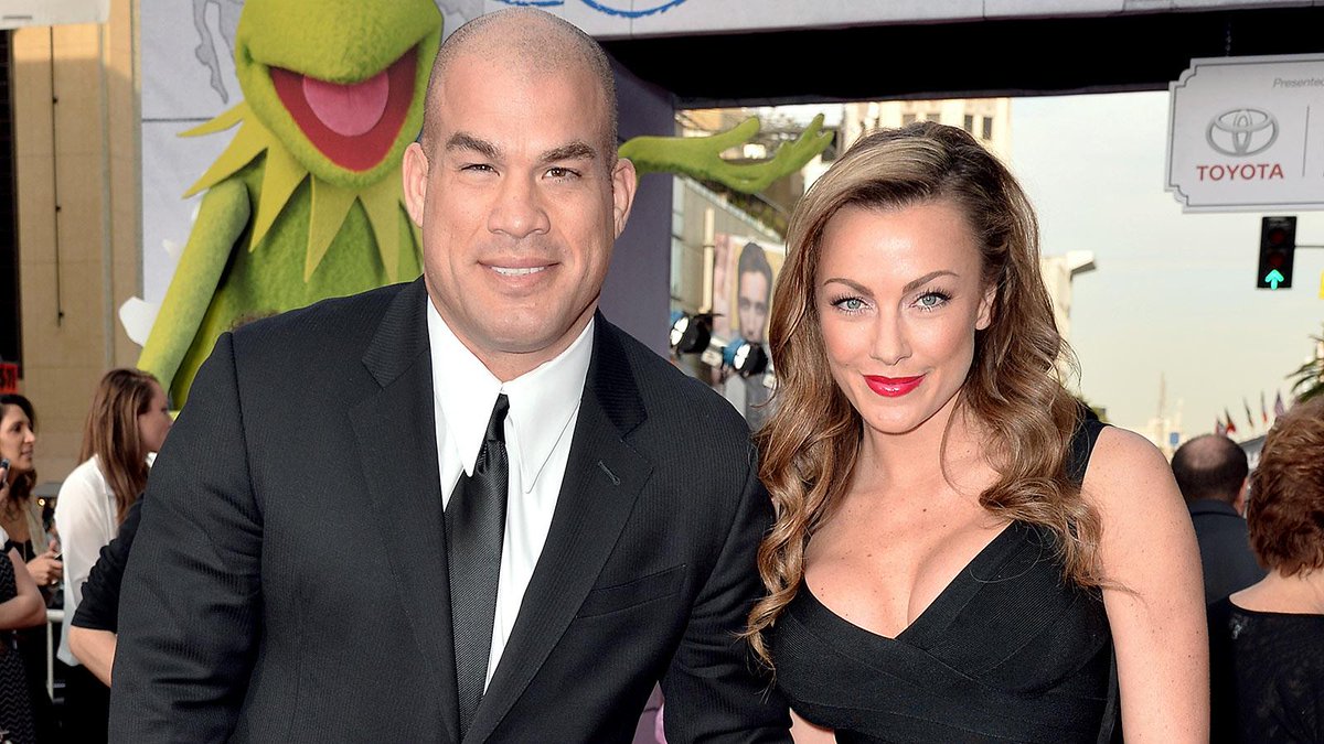 HaymakerBlog's tweet image. Former UFC champ Tito Ortiz drops over $250K for Mayweather/Pacquiao tickets
foxs.pt/1Kea1PS #MayPac