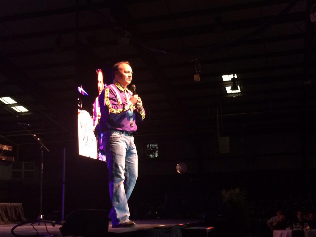 ChiefBatton's tweet photo. Chief Gary Batton takes the stage!
#BattonIsMyMiko http://t.co/c84jfX7Z7h