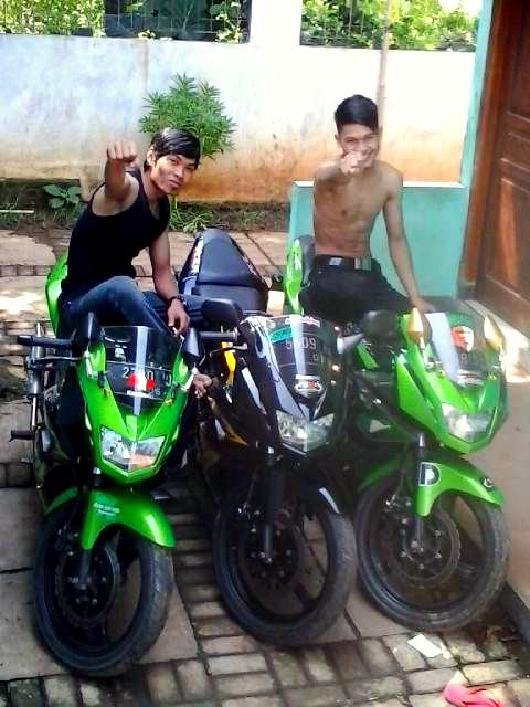 daniel_51148's tweet photo. Rehat dulu http://t.co/CBPgna3Dy5