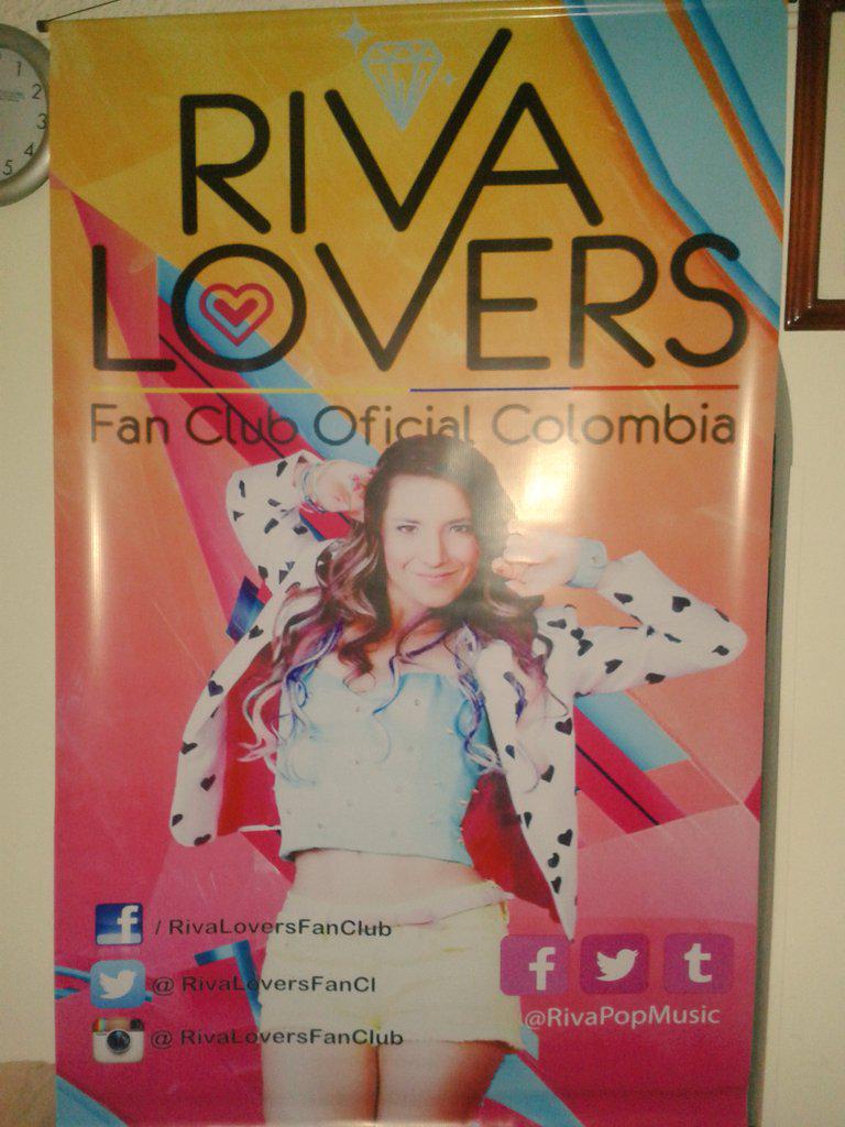 RivaPopMusic's tweet photo. "@AlejandroLD: @RivaPopMusic  te presento la insignia de nuestra familia #Rivalover http://t.co/oN0CVnNriH" 😍😍😍😍 ME FASCINAAAA 😍😍😍😍