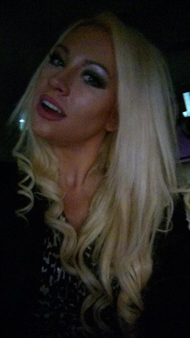 Its going down tonight! Cafe Royal @aguchixxx @TonyBatman  #moet http://t.co/AVWHyZrvnu<a class="tags" href="/tag/aguchixxx">@aguchixxx</a><a href="/tag/moet"class="tags"><span>#moet</span></a>