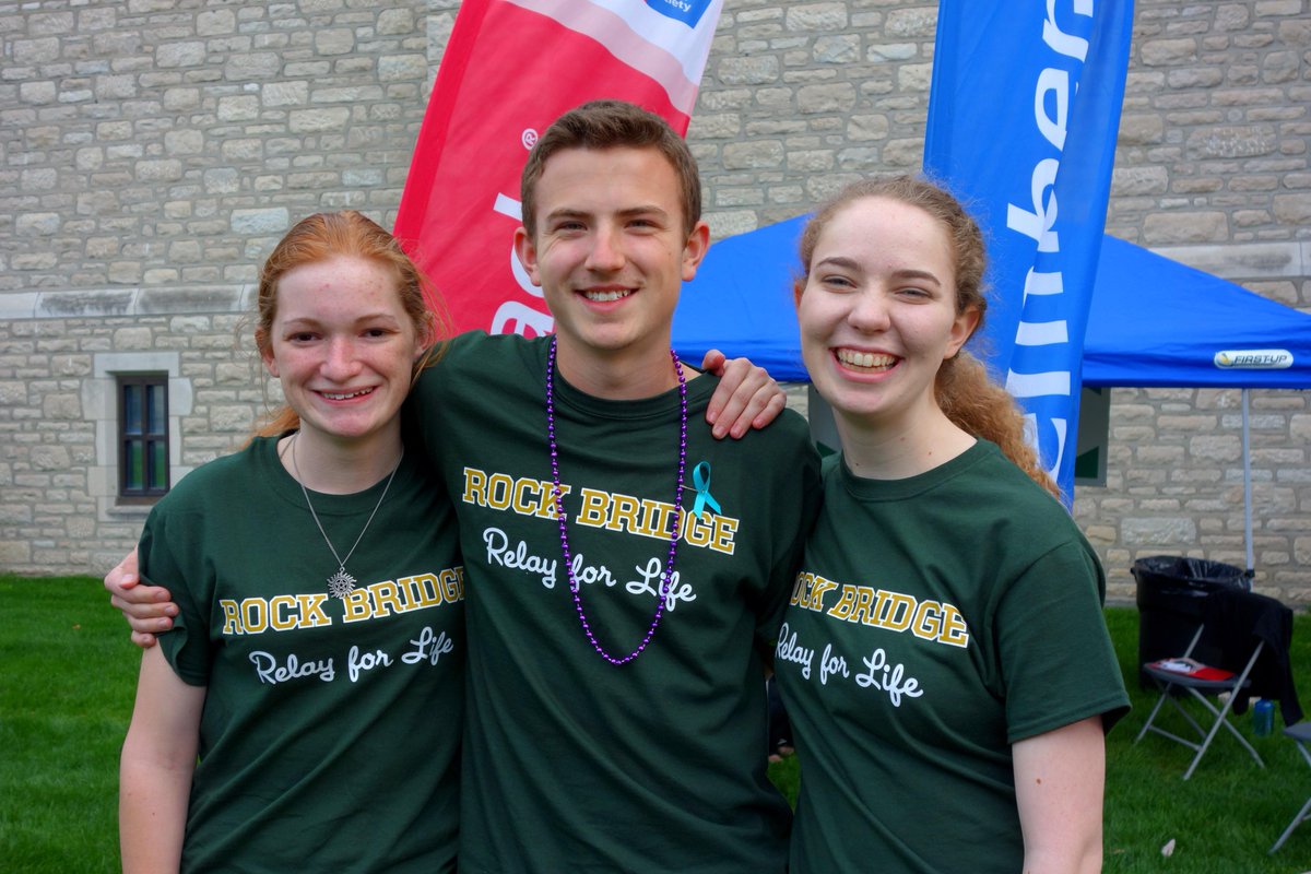 SesPrtcalNetwrk's tweet photo. Three high school student leaders organized the most energetic relay team out there this evening! @RB_RelayForLife http://t.co/AF5e8q8bNg