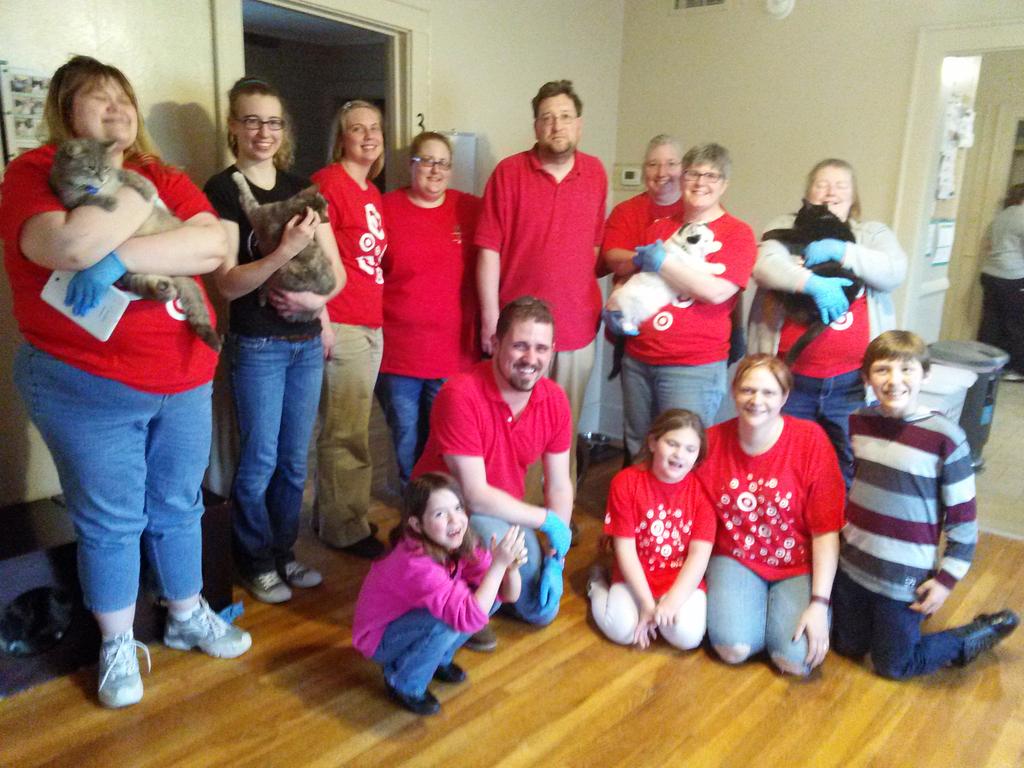 BigEZSports's tweet photo. Loving the time spent @CrashsLanding w/my TGT Peeps #BestInTheCommunity #LovingOurFurryFriends #T1482 #T2818 #T2014 http://t.co/kFDY915sE5