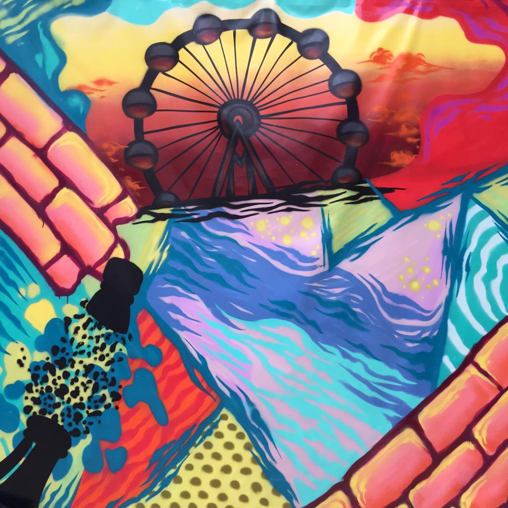 TheLINQ's tweet image. .@VisualBluff showcasing some serious spray paint skills here at @Vegasuncorkd!