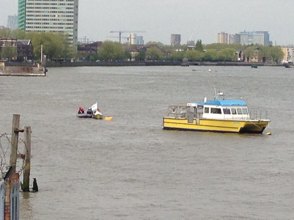 AHOYofficial's tweet photo. Boat 1 back at base, #100kRow http://t.co/R2IQ8iPw2C