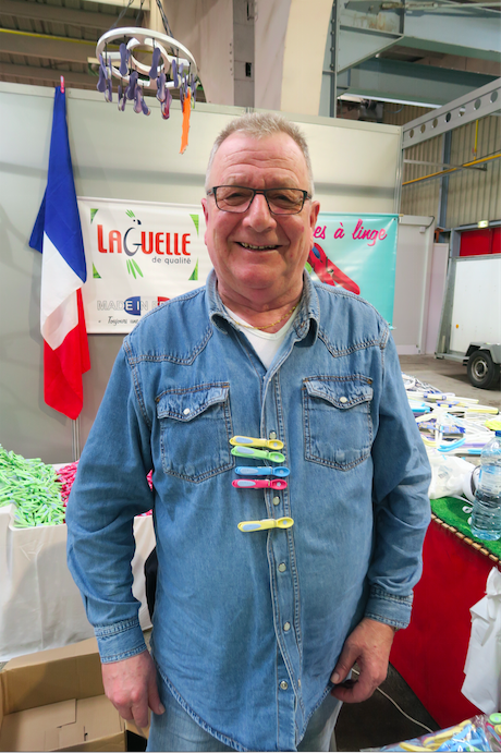 salonprintemps's tweet photo. Sur le #SalonPrintemps on y trouve aussi des pinces à linge #madeinfrance de chez #Laguelle et elle pince fort http://t.co/SoYLi7NhPr