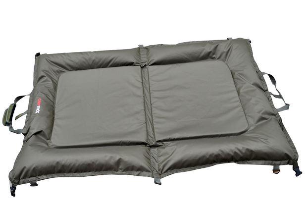 Carptrix's tweet photo. Carptrix Super Mat is light weight and the perfect size for the roving #angler http://t.co/y6tu3CBTVH http://t.co/jgqetNBVfY