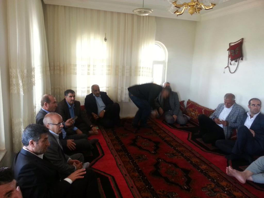 aslanalibayik's tweet photo. Mv Adayımız Sn @egilmezyusuf ile Küçük Gölcük Kırsal Mahallemizi ziyaret ediyoruz. Rabbim yardımcımız olsun. http://t.co/LH9QHsVmo8