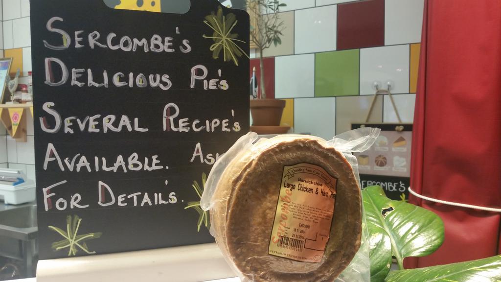 HarbMarket's tweet photo. Mmm....pie
Visit @suescheese at #Harborough Market for a fantastic selection of cheese, pies &amp; more! #LYLM2015 http://t.co/A8XLCr7B3U