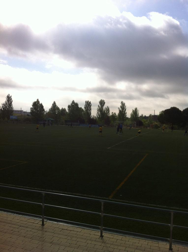 popi1312's tweet photo. Torneo de madrid polv almendralejo los chavales han ganado 5-0 al Leganes y el segundo partido van 4-0 http://t.co/tmnri49VUz