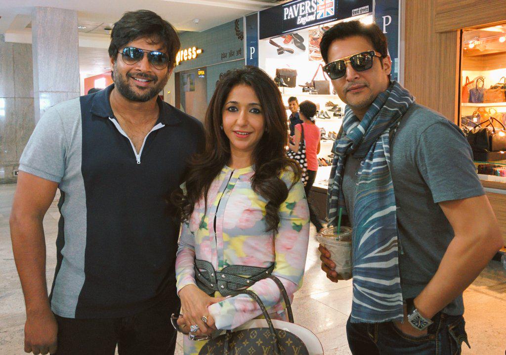 Embedded image permalink