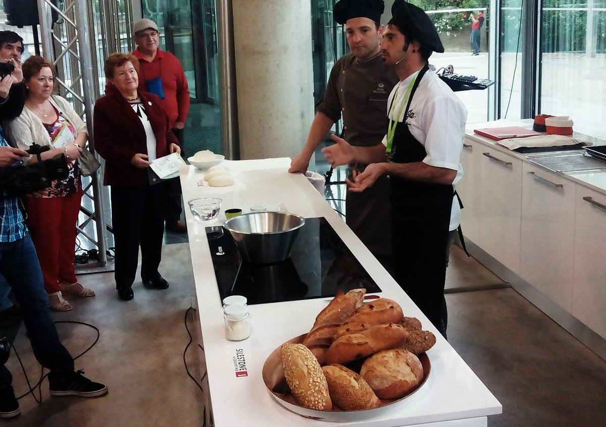 Taller de pan casero con Joseba Arguiñano en la #FeriaHogarmania