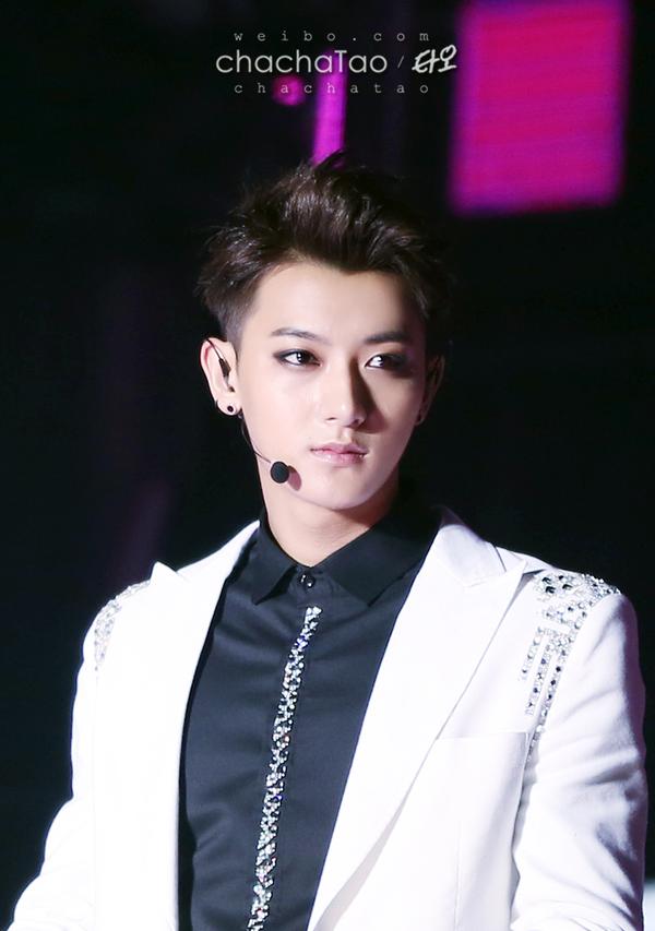 EXO and EXO-ls are here for you happy birthday huang zitao 