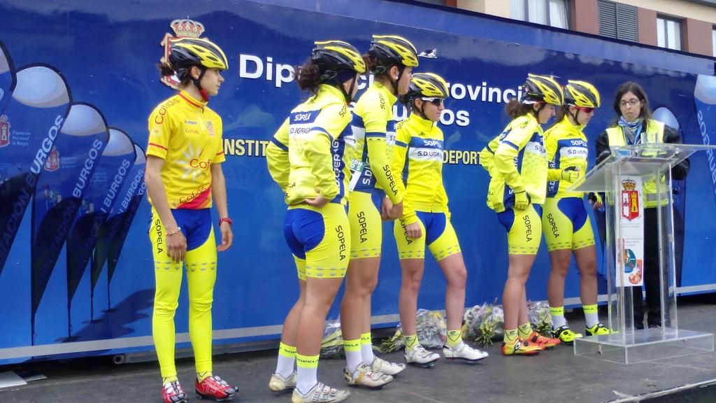 SopelaTeam's tweet image. #SopelaUgeraga: @rociociclista @MiriamGardachal @elisabetllabres @paulasuarez1711 @esther_nkz @HelenaRoomero