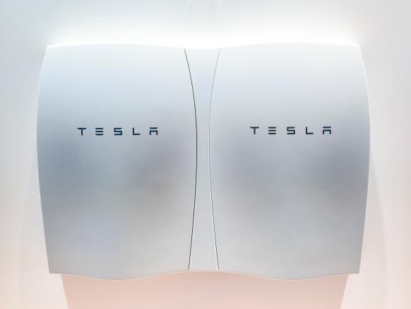WIRED's tweet photo. How Tesla's batteries will power your home: http://t.co/Nl88NEOBSF http://t.co/3hHD5kmUp8