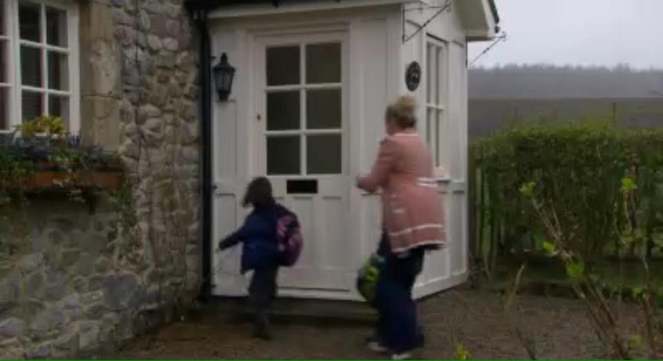 AprilWindsor_'s tweet photo. @laurelthomas_x @arthurthomas_ http://t.co/uOi6EDyLgs
