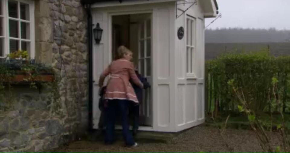 AprilWindsor_'s tweet photo. @laurelthomas_x @arthurthomas_ http://t.co/uOi6EDyLgs