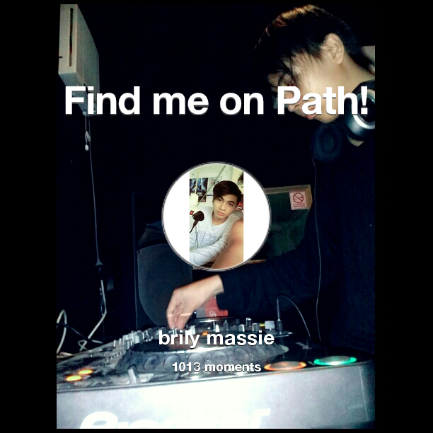 Bos_Brily's tweet photo. I've shared 1,013 memories with my friends on #Path - see them now at http://t.co/IrfZ0RjqmK! #thepersonalnetwork http://t.co/ZmaZCPbsX7