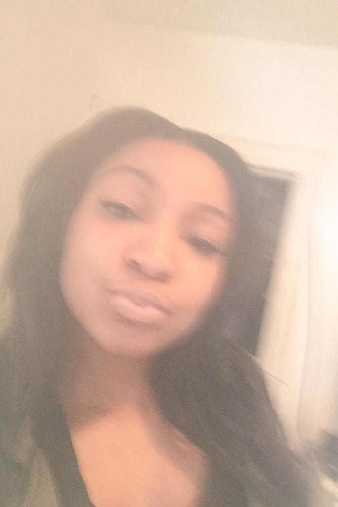 ericaa's tweet photo. Don't mind me, if I don't mind you .. http://t.co/MYqMGIQWS7