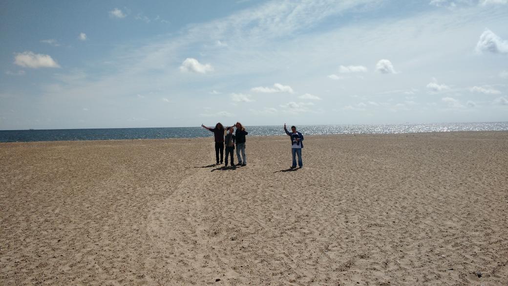 higheronmaiden's tweet photo. Lovely morning... #higheronthebeach http://t.co/ylzTefl2jc