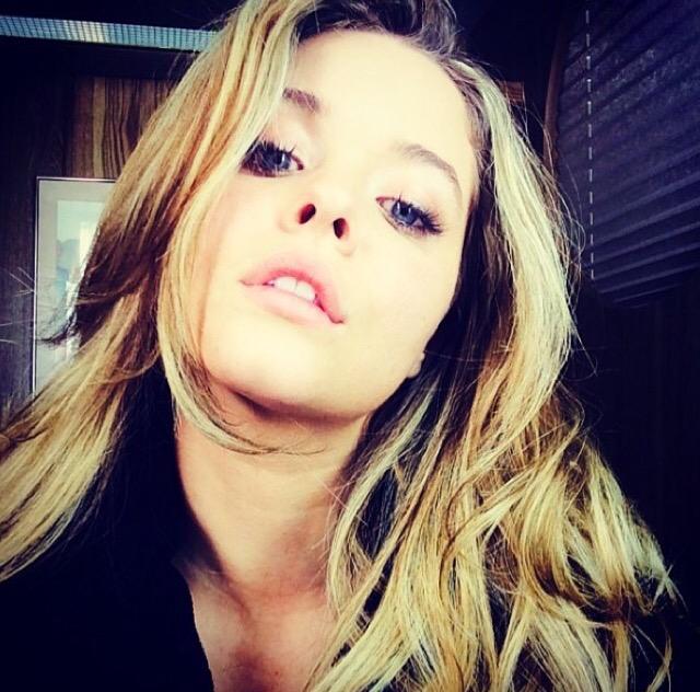 PLLBITCHESSS's tweet image. SHE'S STUNNING !! 😍☺️ #TeamAli #PLLisLife #PLLArmy