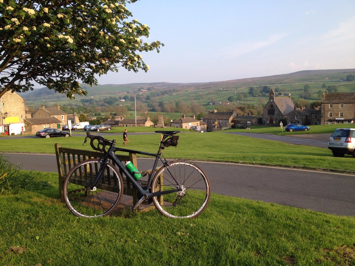 First class service from Spike et al <a href="/beaconbikesUK/">Beacon</a> (again).. compensation for a poor rider!
#roadbiking Thanks.