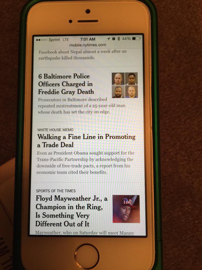 sree's tweet photo. No way yet for a mobile site to compete with the power of a five-column headline. http://t.co/5OeFGuqspy