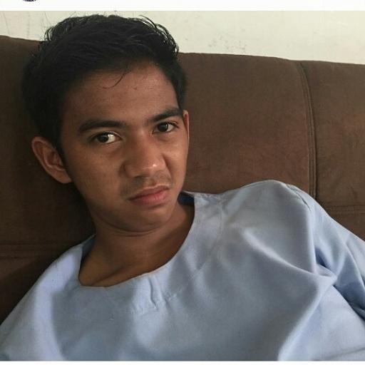 Novi_indah03's tweet photo. Shooting ftv jadi lumpuh http://t.co/8mWvJiffM4