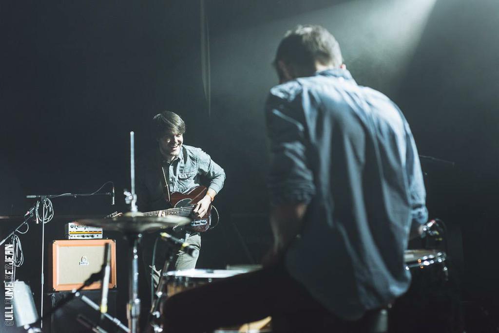 AssoSpeedWeb's tweet photo. @Krismenn &amp; allen, fragments hier soir pour la soirée @LabelCharrues c était topissimme!!! Vivement les @Charrues http://t.co/Ns2shVN4dJ