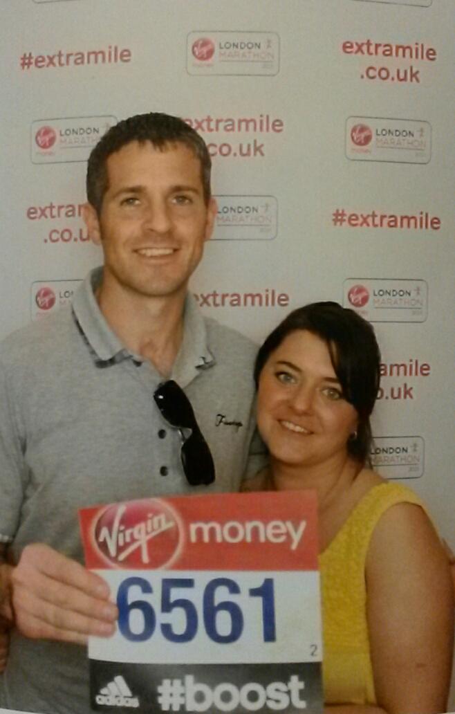 SimonBennett001's tweet photo. My number if anyone wants to track me tomorrow @burnroadharrier  @forcrohns ...http://t.co/5qFvH6Yibv #Londonmarathon http://t.co/Teak9dISOQ