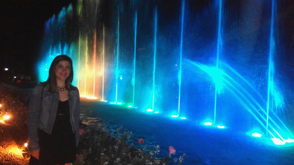 Marta_dcd's tweet photo. Fantástico el espectáculo de luces 🎆 #Alcazar #Cordoba #CEEE2015 http://t.co/bQ2mwIGgzM