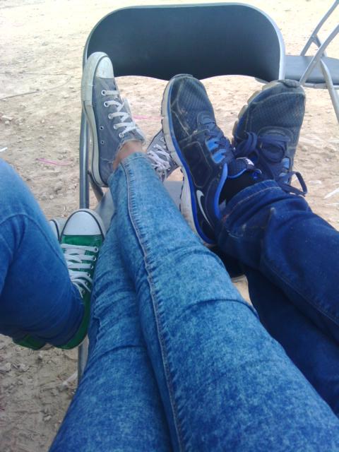 PFM7's tweet photo. De mañaneo post-acampadas con los mrjoressss #mirandoalanadapensadaentodo http://t.co/F2ktNdbCRx