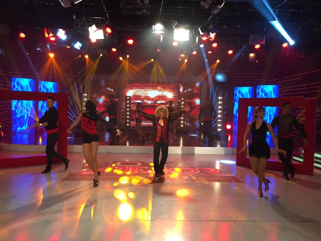 SoyElMejorEcuFc's tweet photo. Aquí están LAS MEJORES fotografías del show de #ApoyoASammy. ¡@WachoQuimiTC es "David Bisbal"! 👏 http://t.co/kTGfvKiuZh