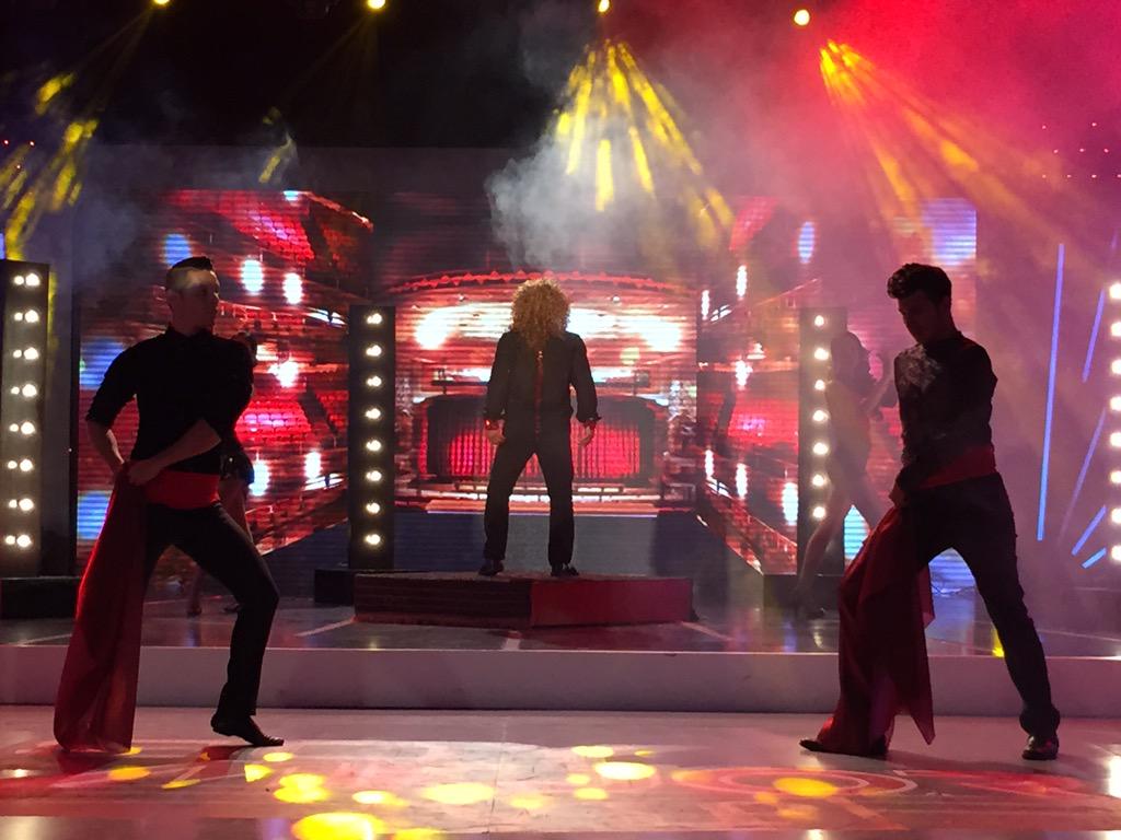 SoyElMejorEcuFc's tweet photo. Aquí están LAS MEJORES fotografías del show de #ApoyoASammy. ¡@WachoQuimiTC es "David Bisbal"! 👏 http://t.co/kTGfvKiuZh