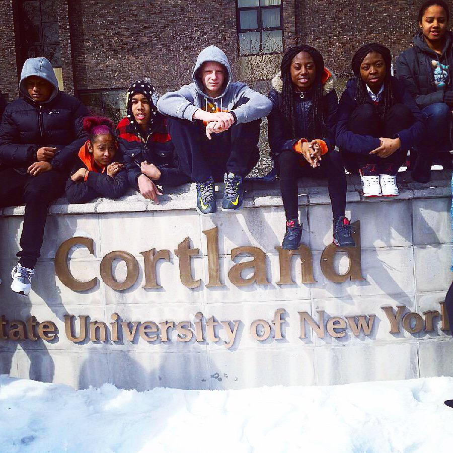 MrWinikAP's tweet photo. @HUM3Scholar Class of 2017 representing at SUNY Cortland http://t.co/Q5aiY5Fi8H