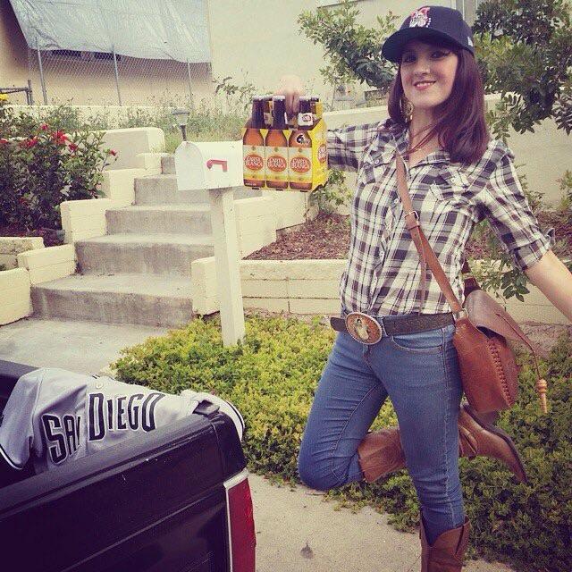 inaki911's tweet photo. Puro Nuevo León !!
#RegiaStyle  como  quisiera estar en Mty bailando @PliegoVilla Style #PalNorte2015 http://t.co/TQrcVXYedq