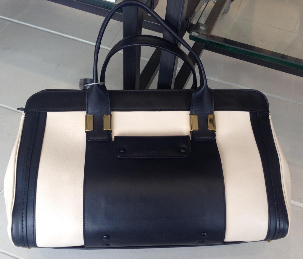 OFF5THMilwaukee's tweet photo. Check out these fantastic #Chloe #handbags we just got in.. Come scoop one up before they are gone! #thrillofthehunt http://t.co/UGz67HwtzR