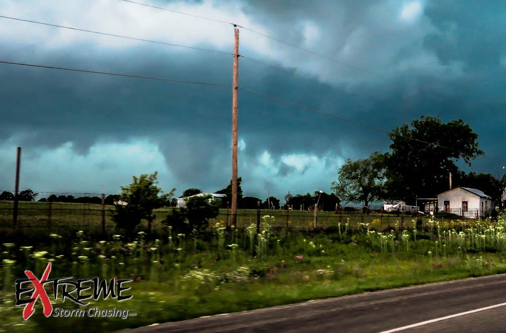 ExtremeChasers tweet picture