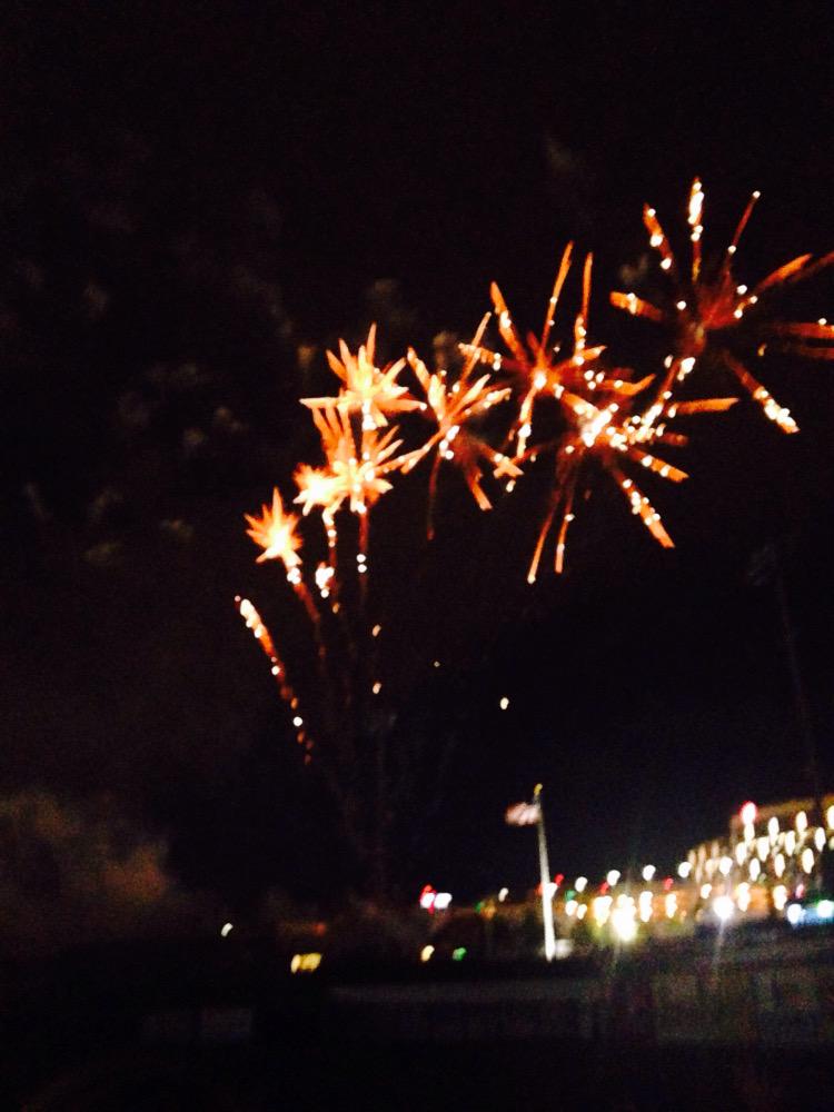 brittanycrack's tweet photo. 🎆 http://t.co/Ruo5PI4I8N