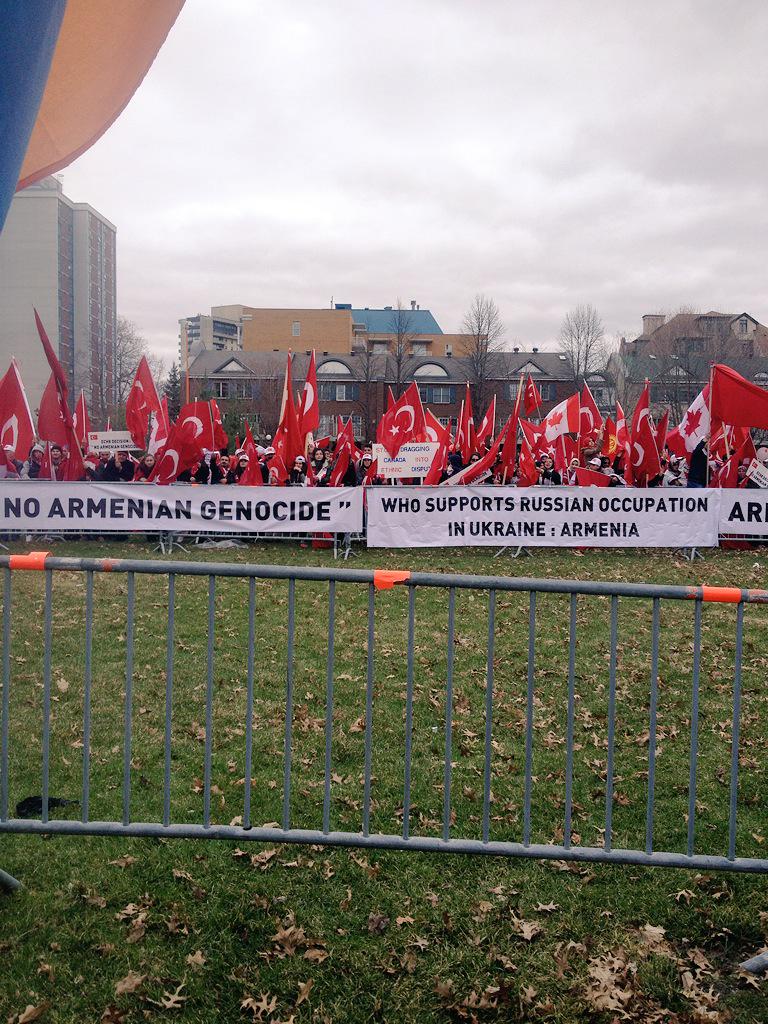 AznivAghbabian's tweet photo. Today was a great day to prove that, once again,#TurkeryFailed #8000strong #ArmenianGenocide #1915NeverForget ❤️💙💛👏👏 http://t.co/T0kN0XTZur