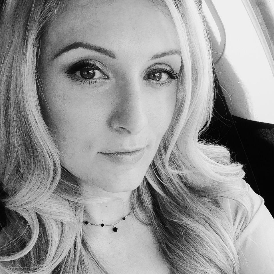I take a lot of selfies when I'm sitting in traffic. #shameonme #gridlock #rushhour