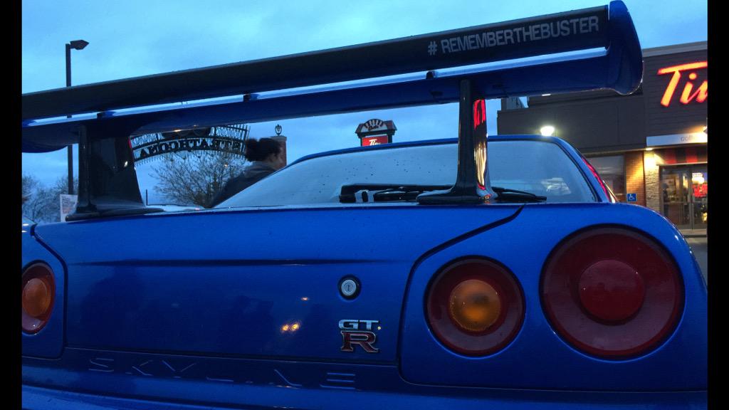 GrahamBuist's tweet photo. Was at the local car meet in #yeg and this beauty showed up. #rememberthebuster #nissan #skyline #GTR http://t.co/XXc5EqN7Em